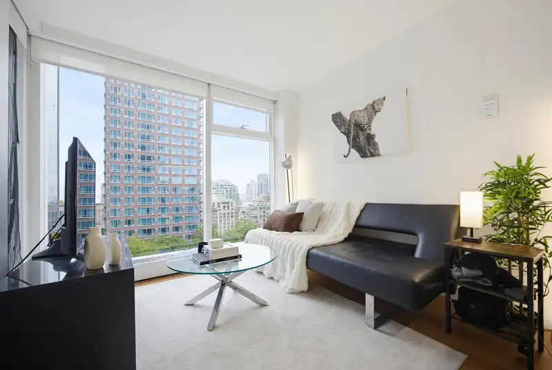 1611 777 RICHARDS STREET - photo 3 of 32