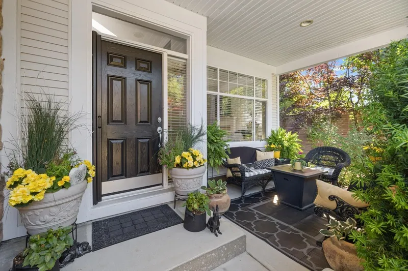 101 3500 144 STREET - photo 3 of 25