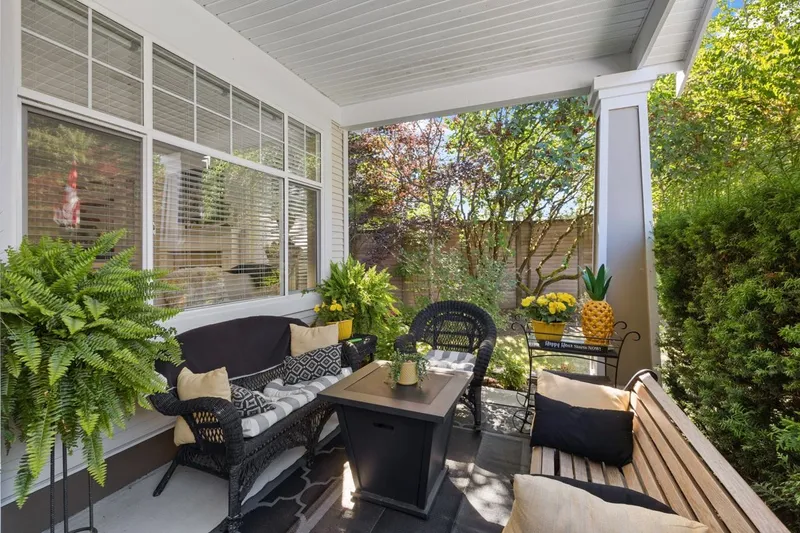 101 3500 144 STREET - photo 4 of 25