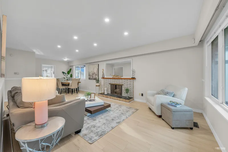 1362 E 60TH AVENUE - photo 3 of 25