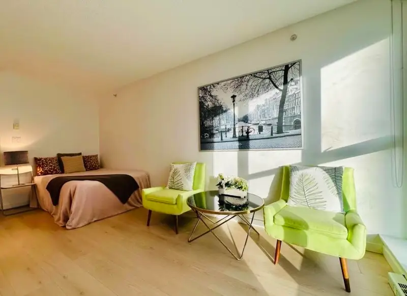 209 13325 102A AVENUE - photo 2 of 10