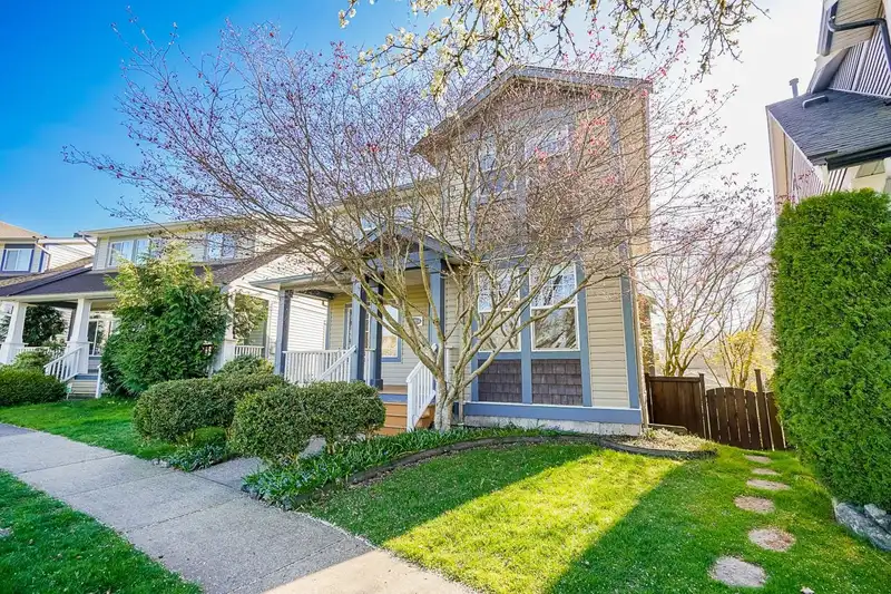 36016 SHADBOLT AVENUE - photo 2 of 35