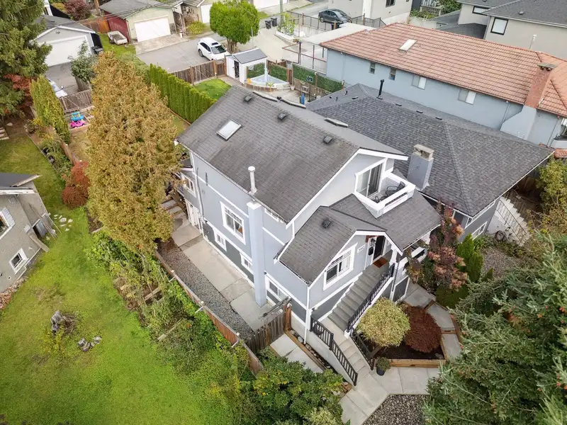 3803 NAPIER STREET - photo 2 of 40