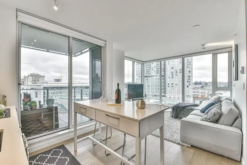 1009 13438 CENTRAL AVENUE - photo 3 of 19