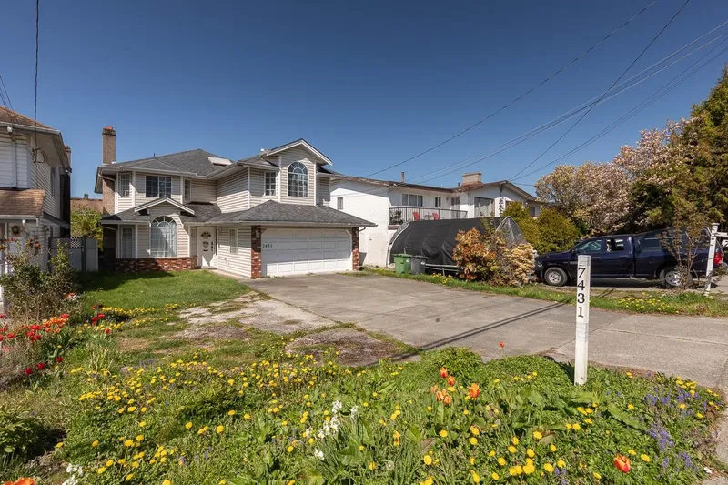 7431 NO. 2 ROAD - photo 4 of 12