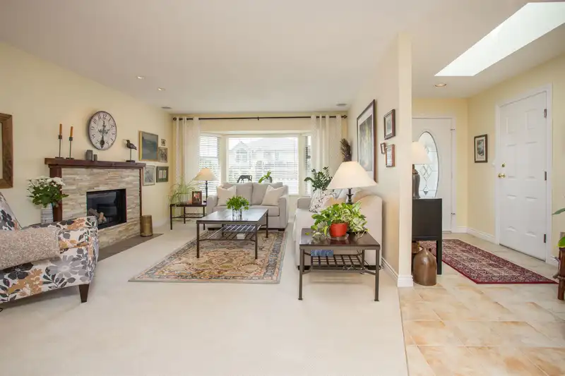 10421 TAMARACK CRESCENT - photo 4 of 40