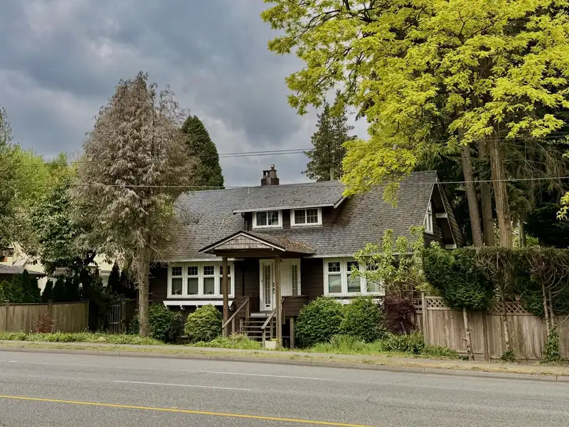 4849 OAK STREET - photo 1 of 1