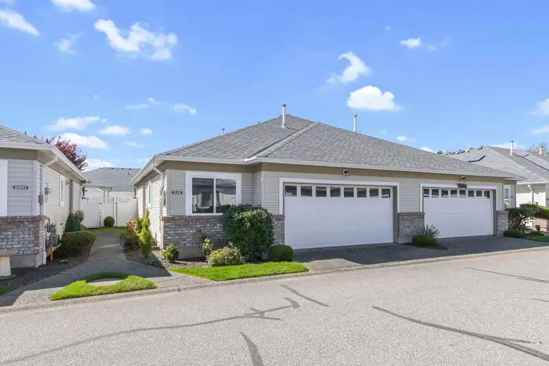 218 8485 YOUNG ROAD - photo 2 of 35