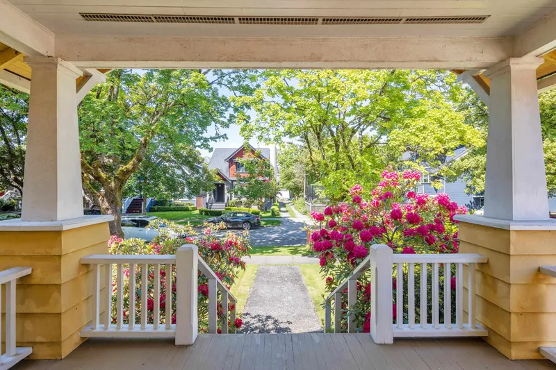 3136 W 11TH AVENUE - photo 2 of 25