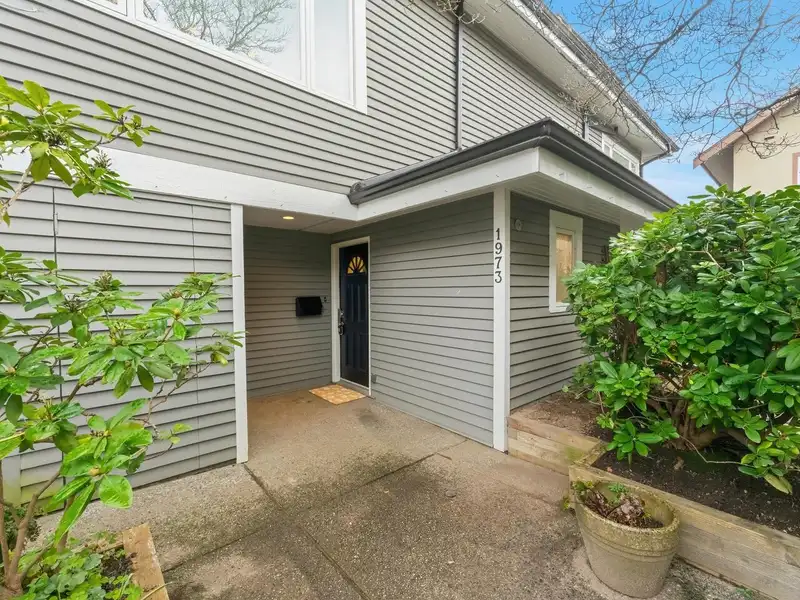 1973 STEPHENS STREET - photo 4 of 27
