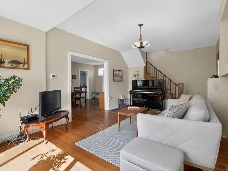 836 THIRTEENTH STREET - photo 3 of 23