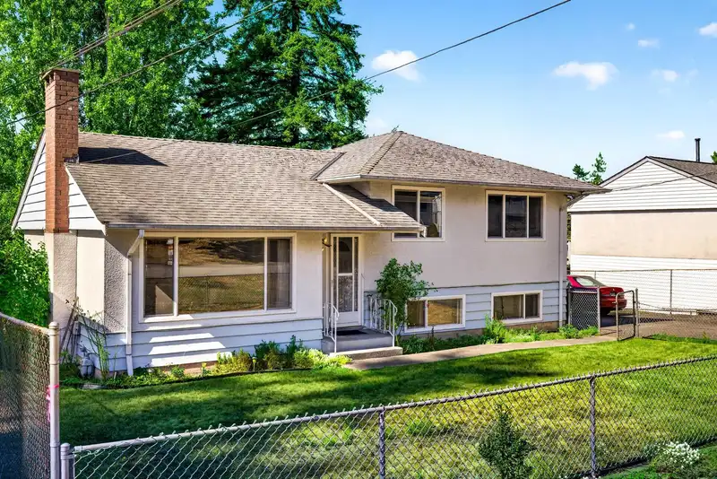 9455 113B STREET - photo 3 of 39