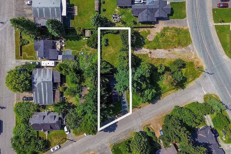 45728 HENDERSON AVENUE - photo 2 of 25