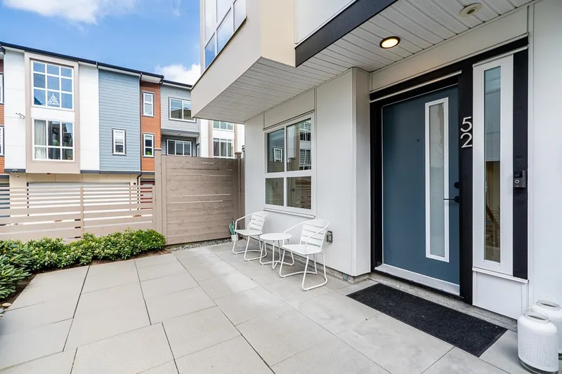 52 7670 207 STREET - photo 4 of 25