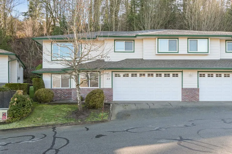 23 34250 HAZELWOOD AVENUE - photo 1 of 25