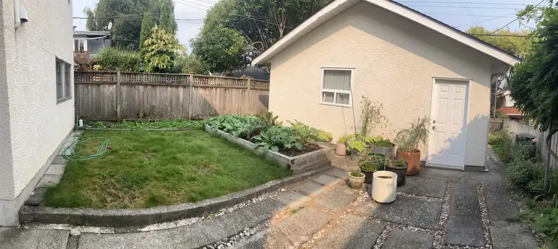 3527 W KING EDWARD AVENUE - photo 4 of 26