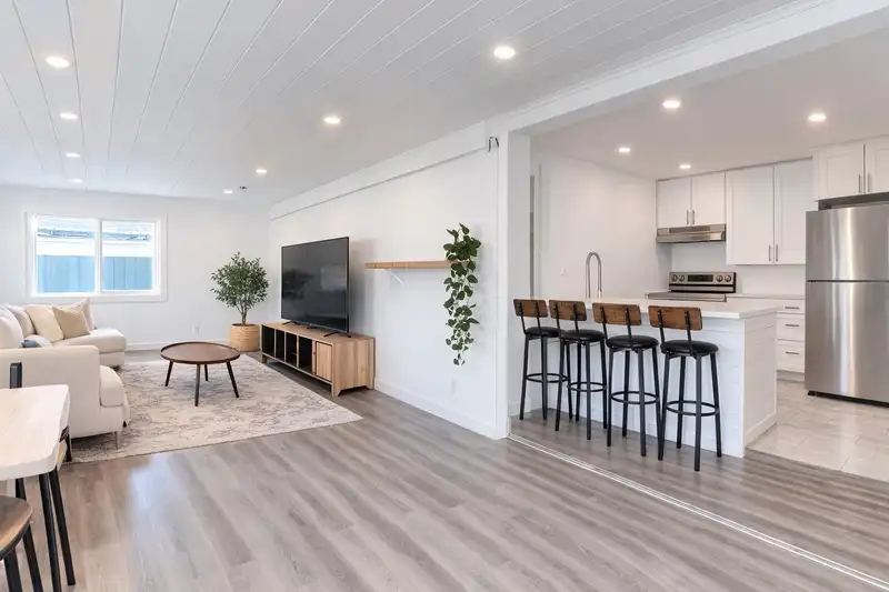 24 40157 GOVERNMENT ROAD - photo 1 of 14