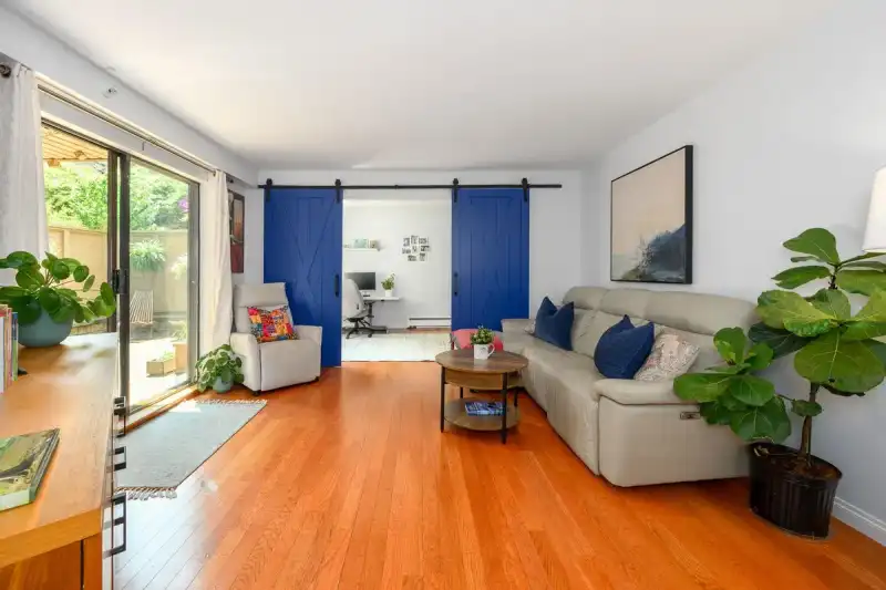 104 1500 PENDRELL STREET - photo 1 of 28
