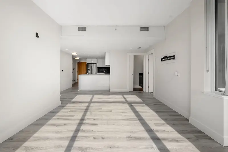 609 3451 SAWMILL CRESCENT - photo 4 of 25