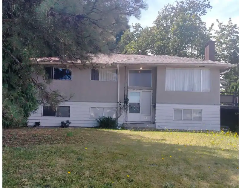 7289 4TH STREET - photo 1 of 2