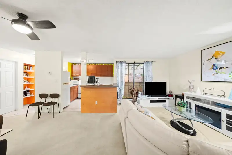 201 9145 SATURNA DRIVE - photo 4 of 24