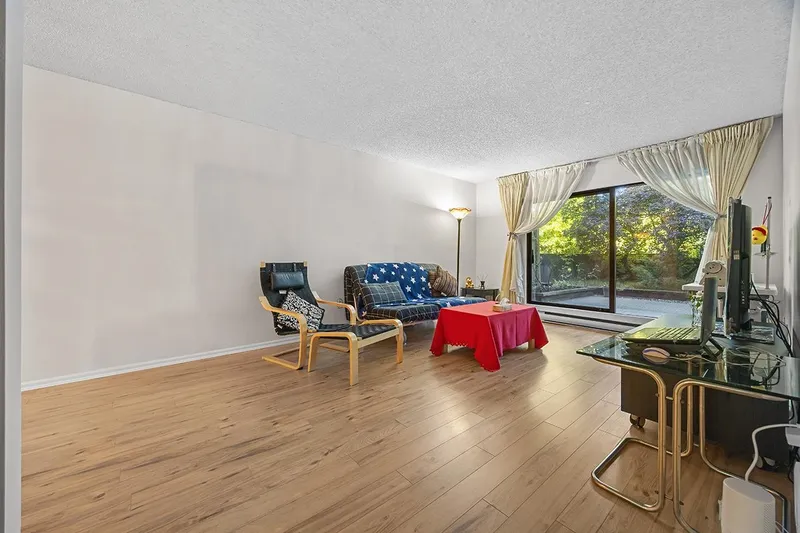 109 8231 GRANVILLE AVENUE - photo 2 of 25