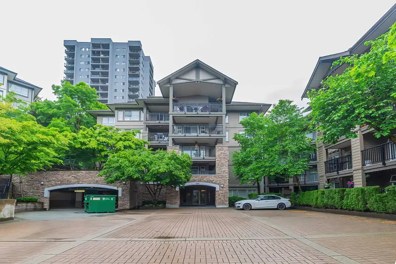 309 9283 GOVERNMENT STREET - photo 1 of 25