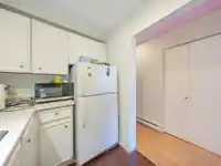 213 8040 COLONIAL DRIVE - thumbnail 12