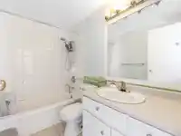 213 8040 COLONIAL DRIVE - thumbnail 19