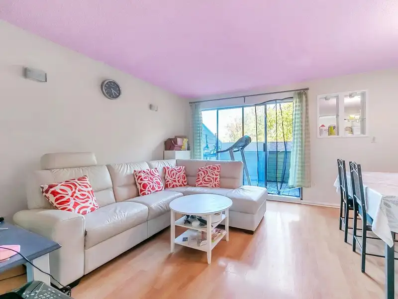 213 8040 COLONIAL DRIVE - photo 4 of 21