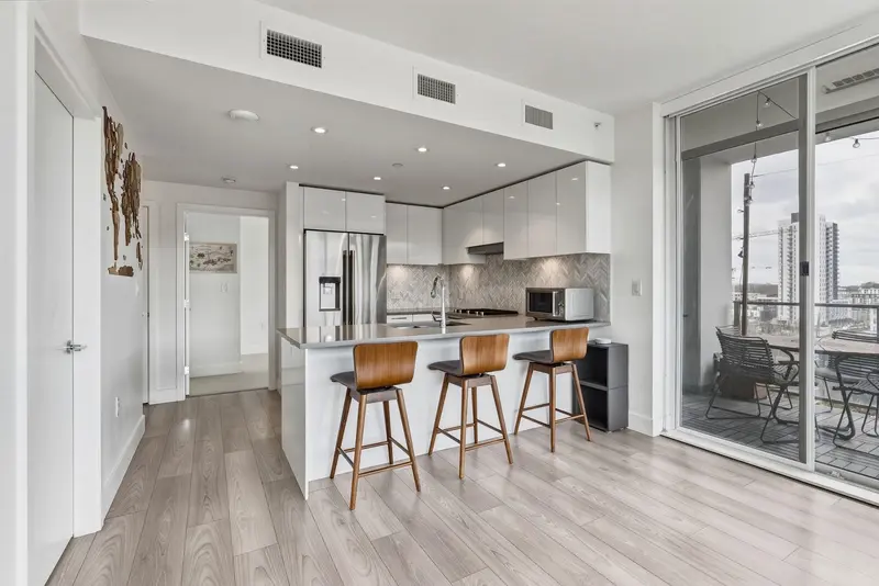 905 8570 RIVERGRASS DRIVE - photo 3 of 25