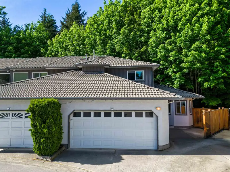 40 2401 MAMQUAM ROAD - photo 2 of 29