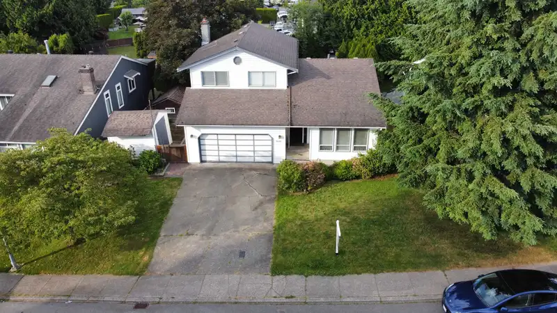 3698 ROBSON DRIVE - photo 4 of 35