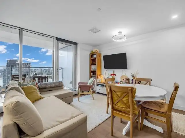 3010 1480 HOWE STREET - photo 1 of 30