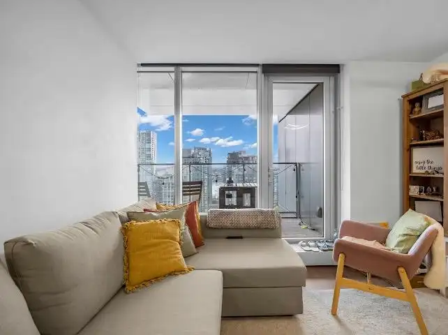 3010 1480 HOWE STREET - photo 3 of 30