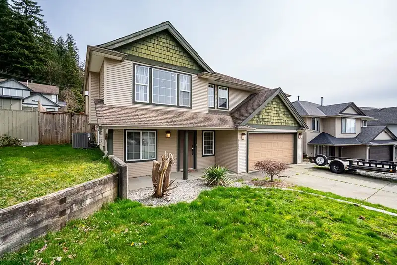 8282 MELBURN DRIVE - photo 4 of 40