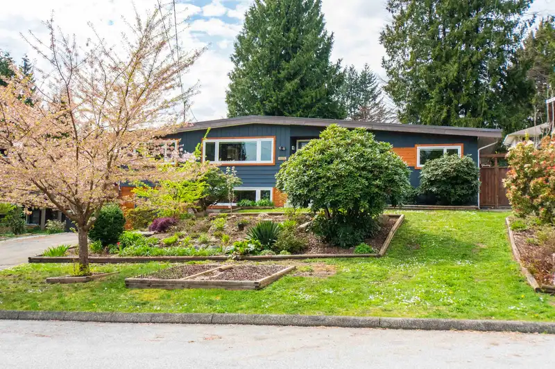 2175 GREYLYNN CRESCENT - photo 1 of 37