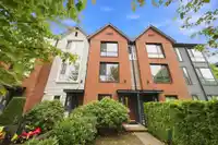 3 2332 RANGER LANE - thumbnail 2