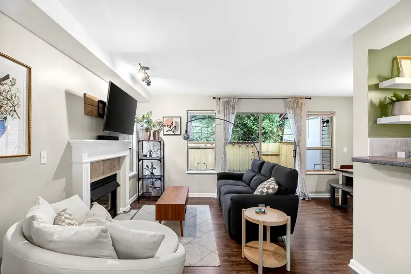 12 21960 RIVER ROAD - photo 4 of 38