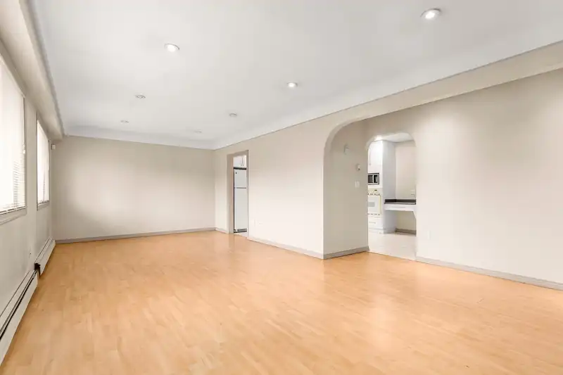 7440 BELAIR DRIVE - photo 2 of 26