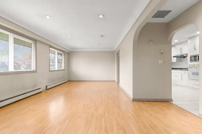 7440 BELAIR DRIVE - photo 4 of 26