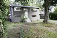 2100 WHITMAN AVENUE - thumbnail 2