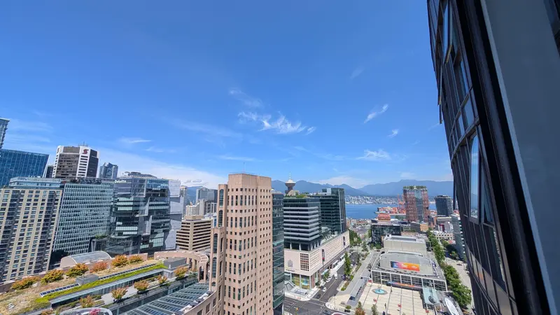 3301 233 ROBSON STREET - photo 2 of 20