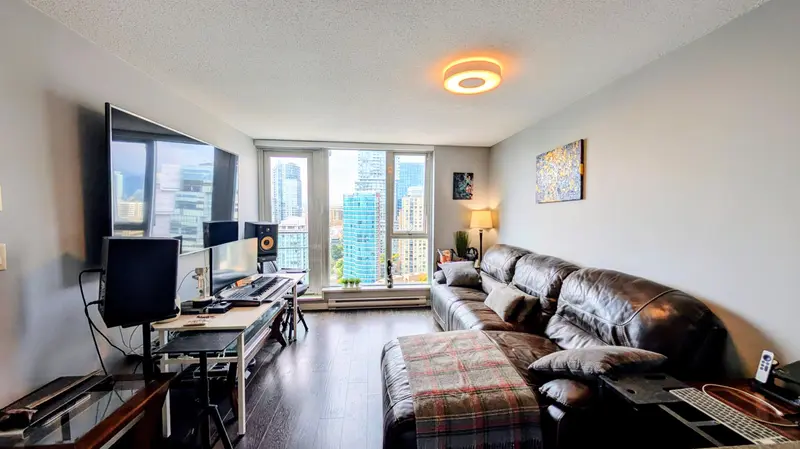 3301 233 ROBSON STREET - photo 4 of 20
