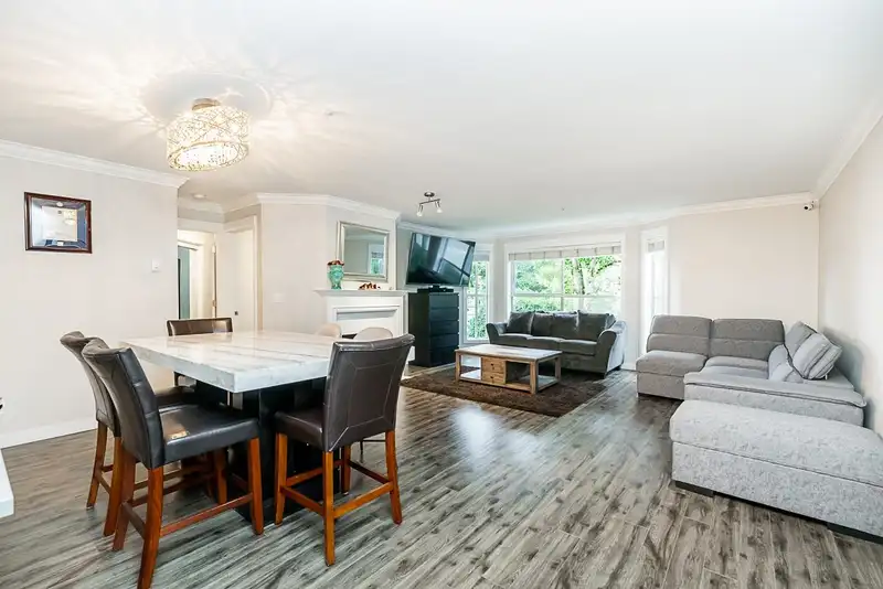 211 7171 121 STREET - photo 1 of 17
