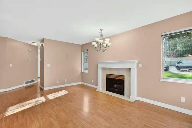 36 21960 RIVER ROAD - photo 3 of 31