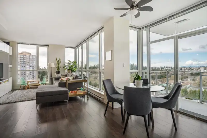 2507 271 FRANCIS WAY - photo 1 of 35
