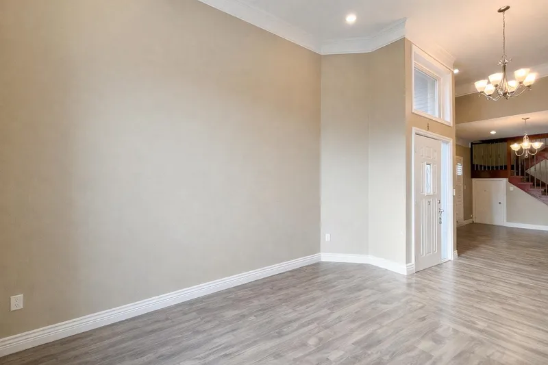 6916 CUNNINGHAM COURT - photo 3 of 25