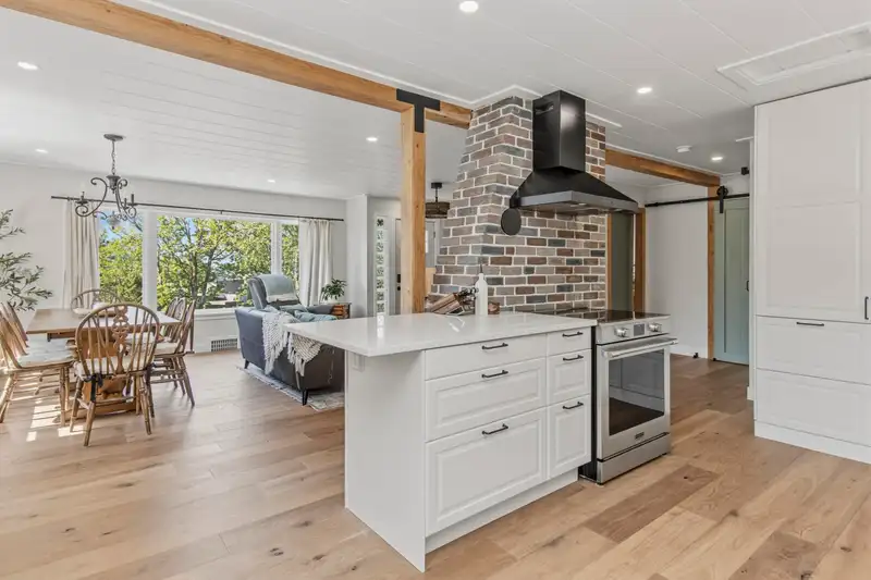 38139 CLARKE DRIVE - photo 3 of 38