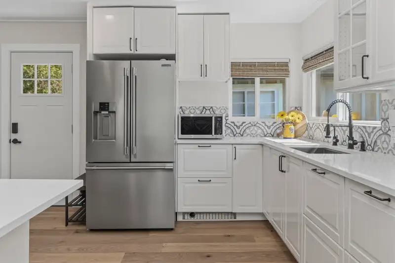 38139 CLARKE DRIVE - photo 4 of 38